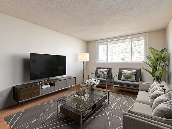 2nd image of 1027 3rd Ave E #498217