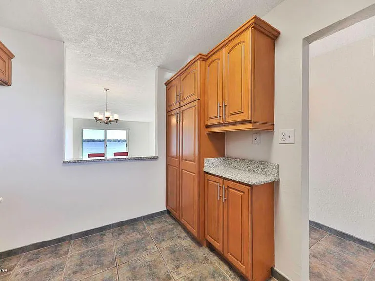 2901 N Halifax Ave #101 — Photo 8