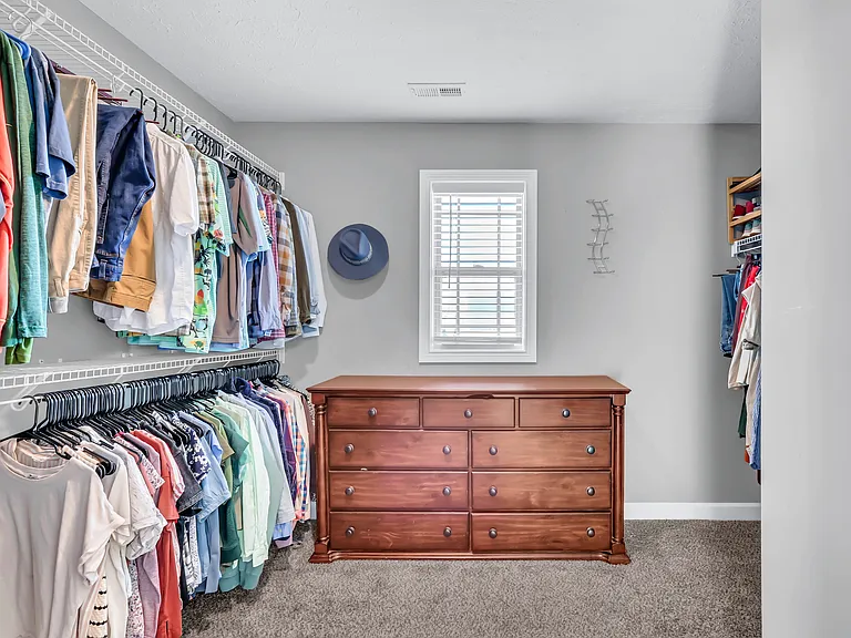 109 Easton Dr — Photo 21
