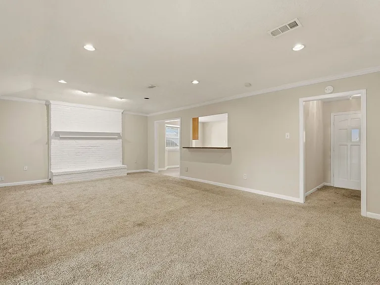 810 Sunnybrook Ln — Photo 14