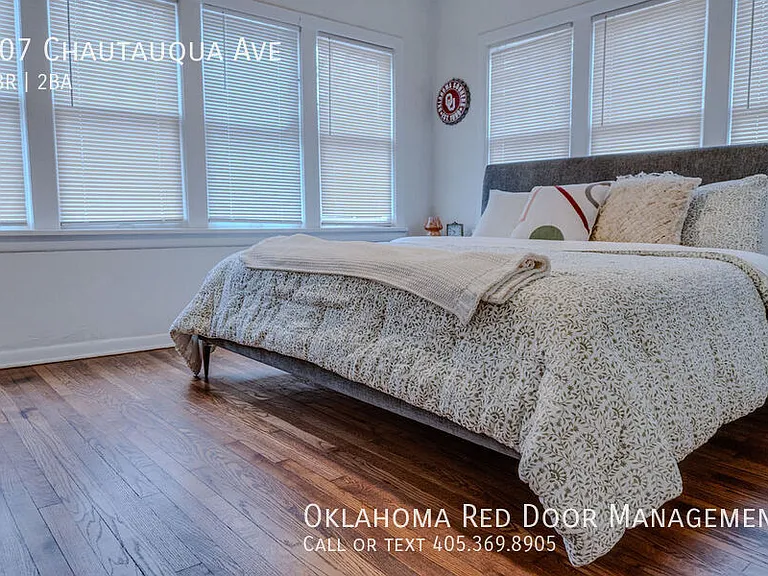 407 Chautauqua Ave — Photo 6