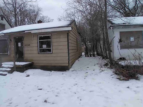 15725 Chatham