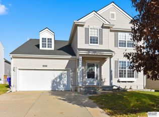 16270 Patrick Ave, Omaha, NE 68116