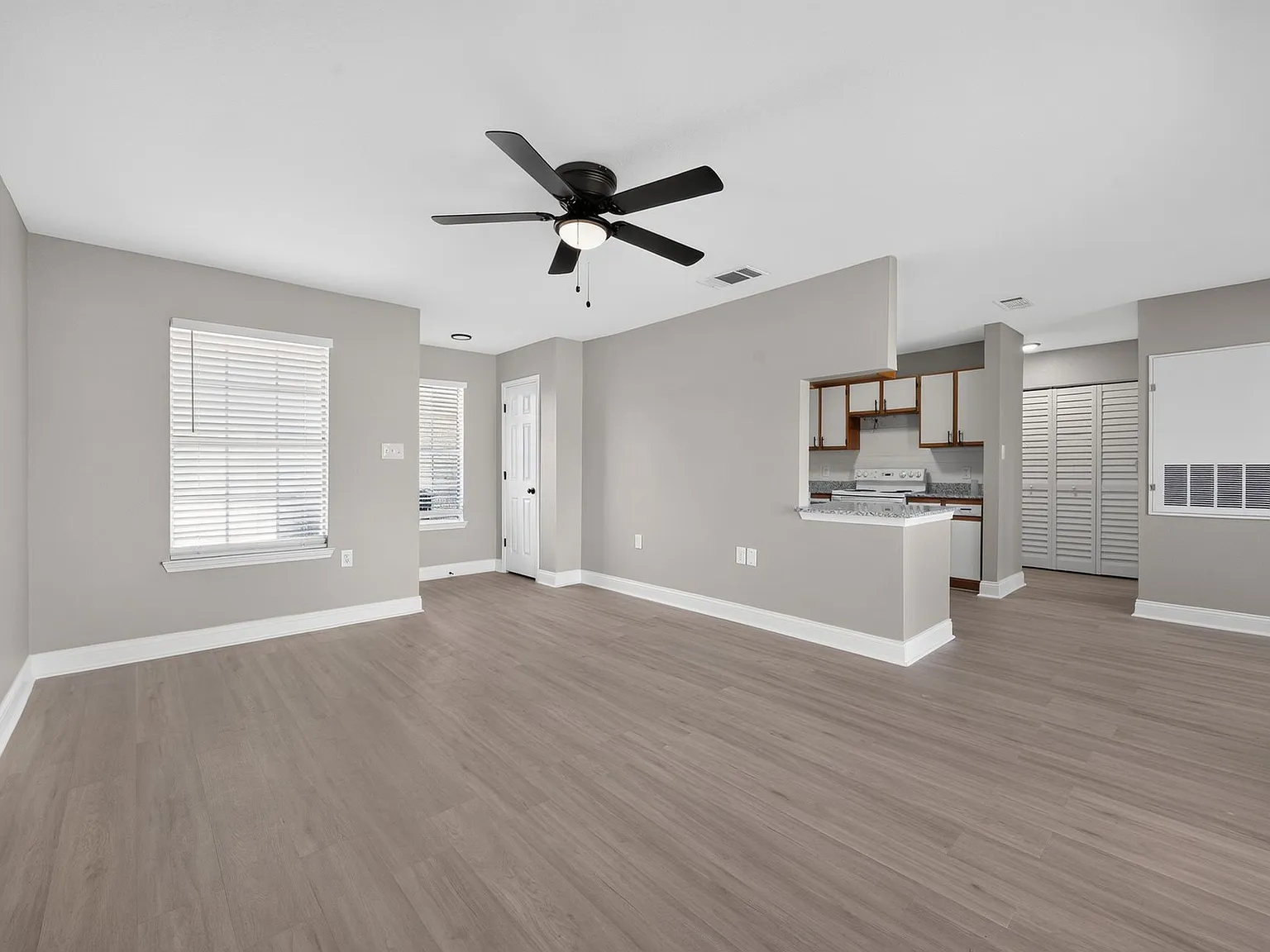 Ridgeview Townhomes — Photo 3