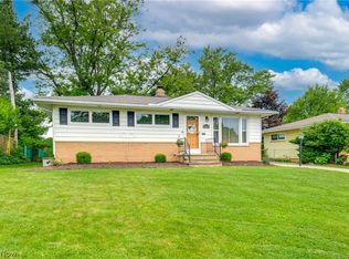 7314 Nobb Hill Dr, Parma, OH 44130