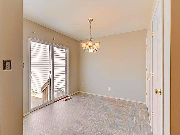 5th image of 7750 Boardwalk Tower Cir