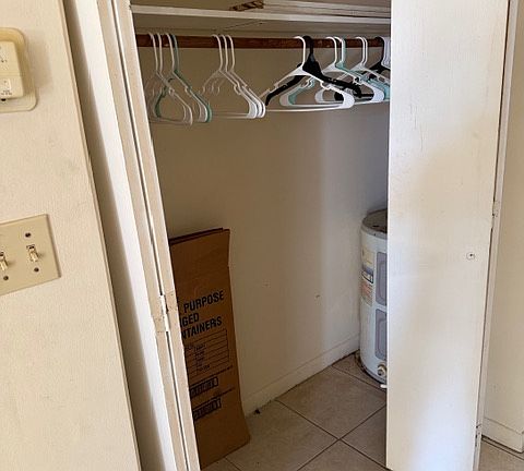 3rd image of 323 E Phoenix St