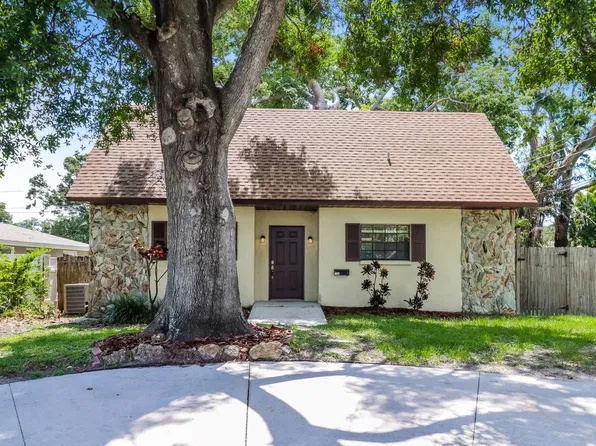 764 Northmoor Ave N, Saint Petersburg, FL 33702