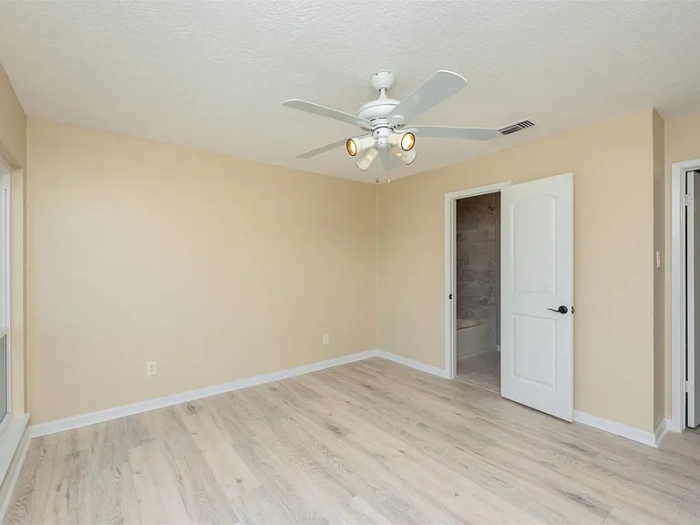 13 Mariner Village Dr — Photo 29