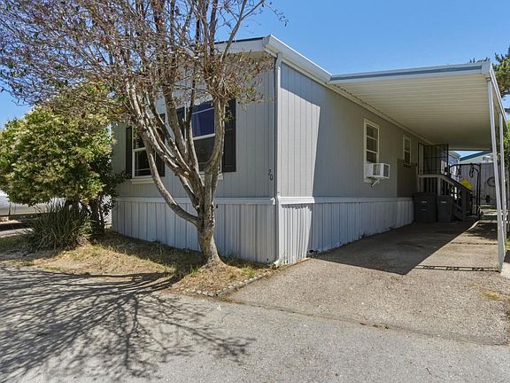 2nd image of 2900 Fairview Rd Space 20