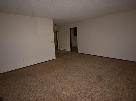 4th image of 112 SE 158th Ave