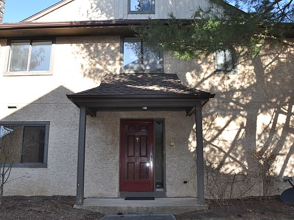 2nd image of 25 Ashford Dr