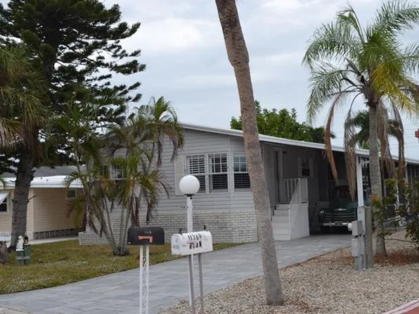 11370 Azalea Ln, Fort Myers Beach, FL 33931