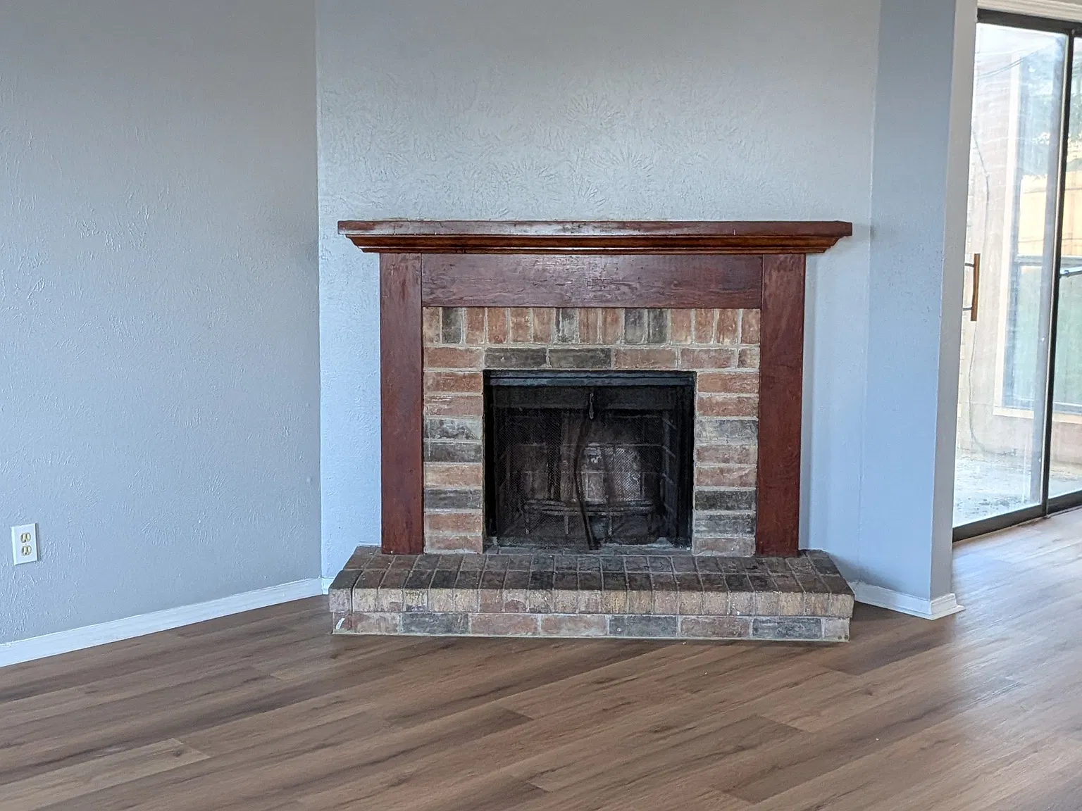 3 bed, 1243 sqft, $1,890 — Photo 4