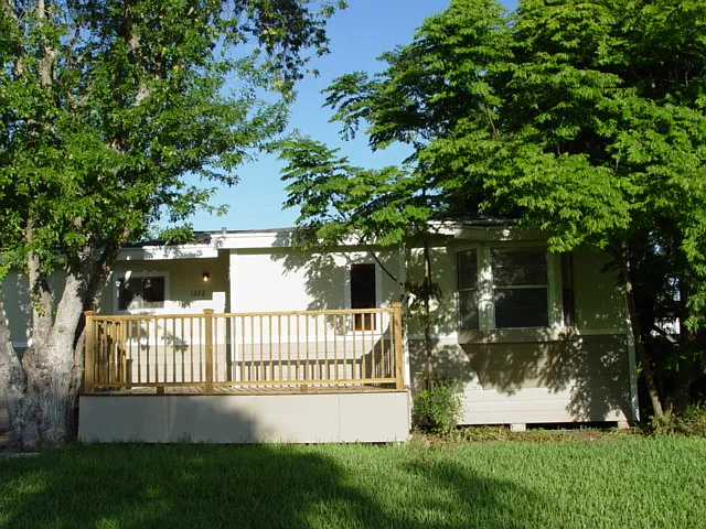 1322 Ormond Dr — Photo 7
