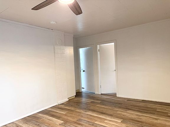 4th image of 5004 190th St SW #B