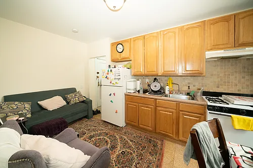 3141 34th St #1B Photo 1