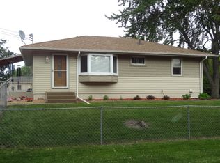 6000 Quail Ave N, Crystal, MN 55429