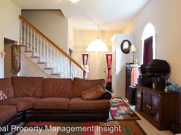 4th image of 1510 Oriole Dr