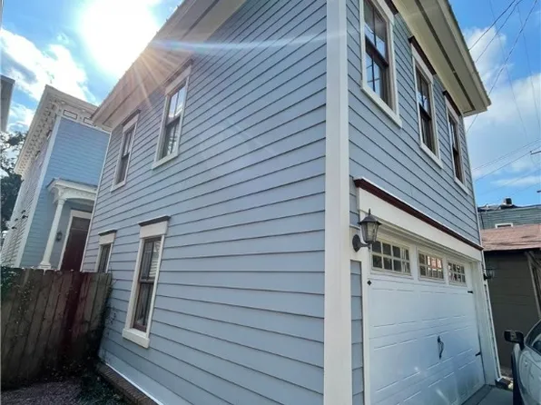 110 E Duffy St, Savannah, GA 31401