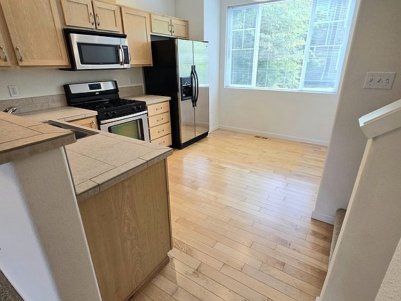 3rd image of 15255 SW Mallard Dr Suite 104