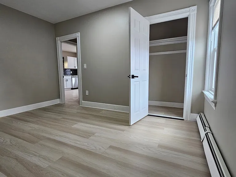100 Linwood Ave #3 — Photo 20