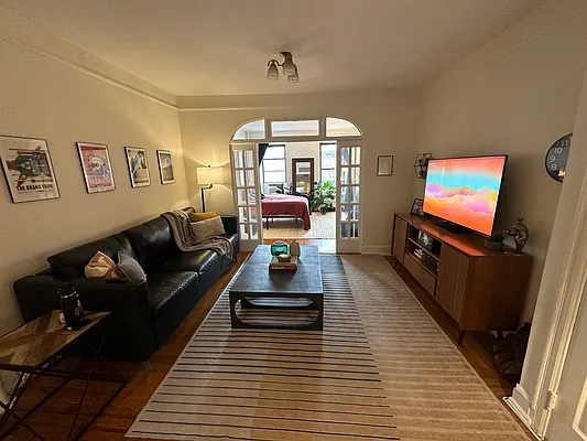 Rented by One New York Realty Inc | media 4