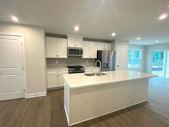 Nassau Cove - Slab