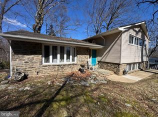2338 Fairway Rd, Huntingdon Valley, PA 19006