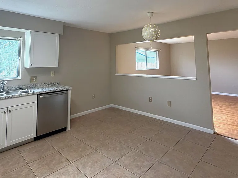 232 Babson Dr — Photo 7