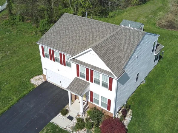 232 W Pembrooke Dr, Smyrna, DE 19977