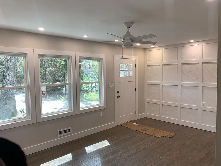 1404 Marshall St — Photo 12