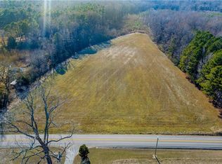 25 Hickory Fork Rd, Gloucester, VA 23061