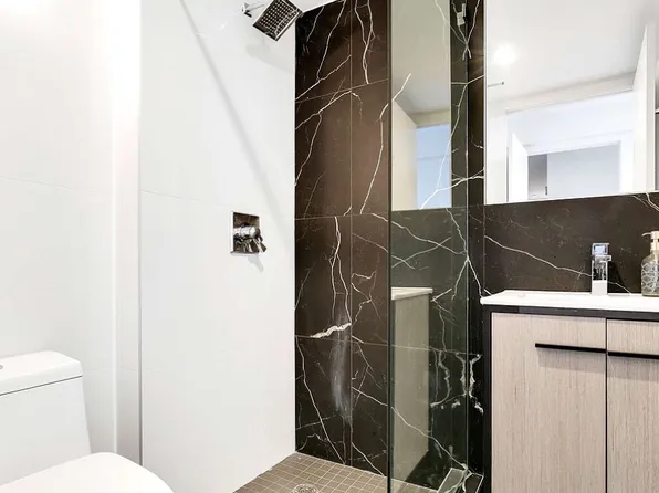 1543 East 19th Street image 7 of 12