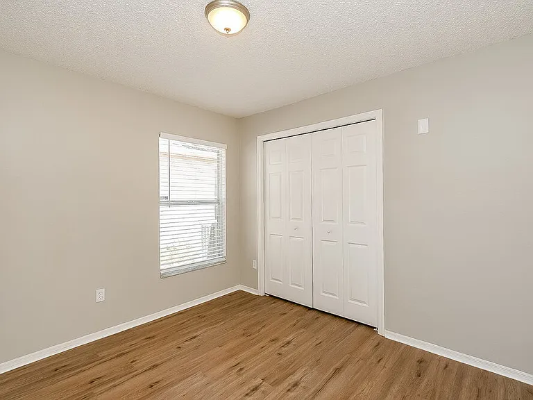 8749 Morrison Oaks Ct — Photo 15