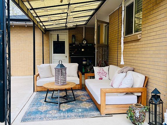 back patio, covered