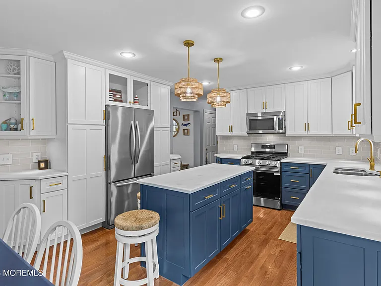 45 Fielder Ave — Photo 6