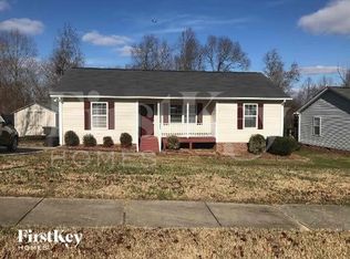514 Three Oaks Dr, High Point, NC 27265