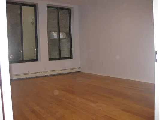 Rented by Skygroup Realty | media 6
