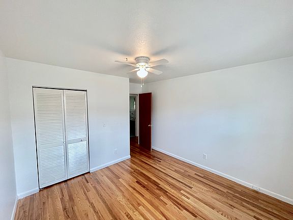 3rd image of 827 N Justice St Suite 1
