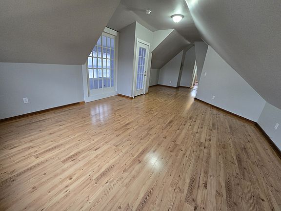3rd image of 517 Quinnipiac Ave #3A