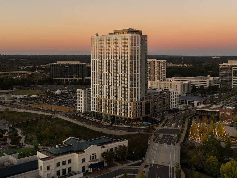 Oro Ballantyne — Photo 51