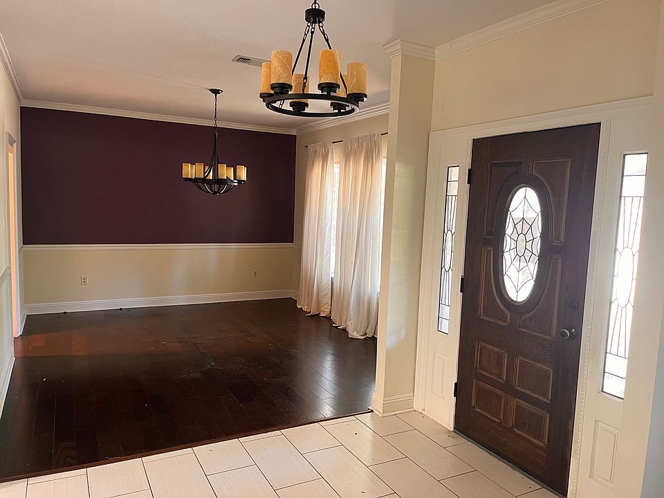 1st image of 6623 Golf Club Dr