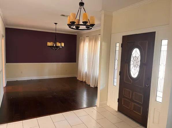 6623 Golf Club Dr, Diamondhead, MS 39525