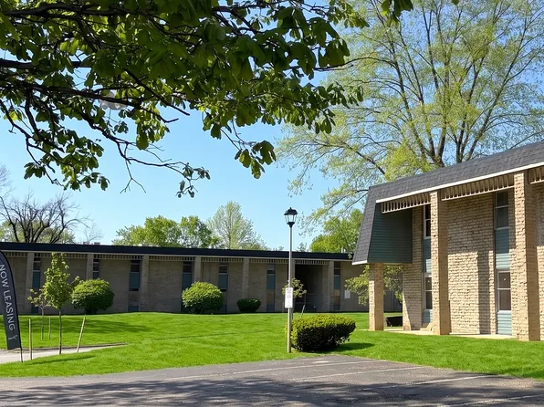 Tall Oaks