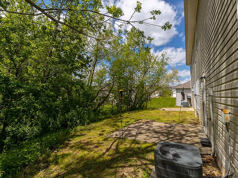 1857 N Orie Dr — Photo 3