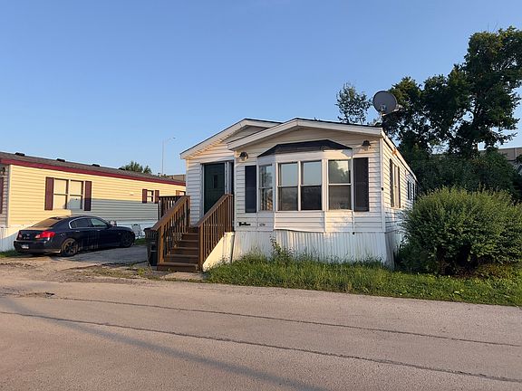 2nd image of 1094 Testa Dr