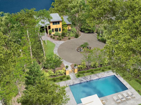 25 Round Pond Ln, Sag Harbor, NY 11963