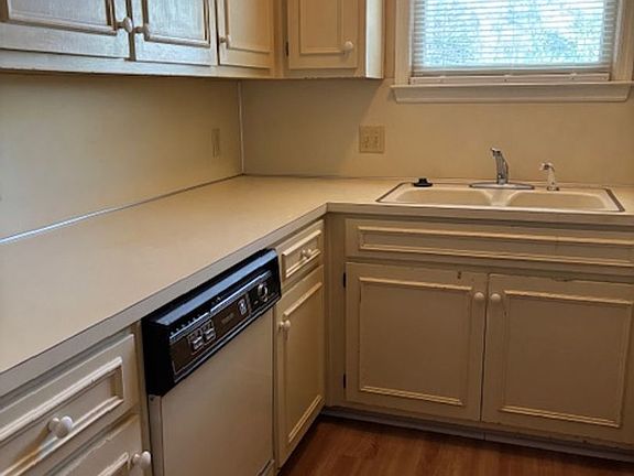 4th image of 2250 15th St APT 8
