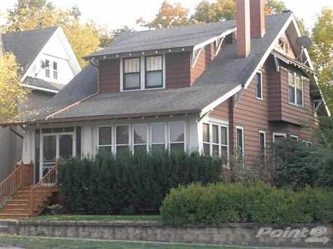 1st image of 323 E Washington St